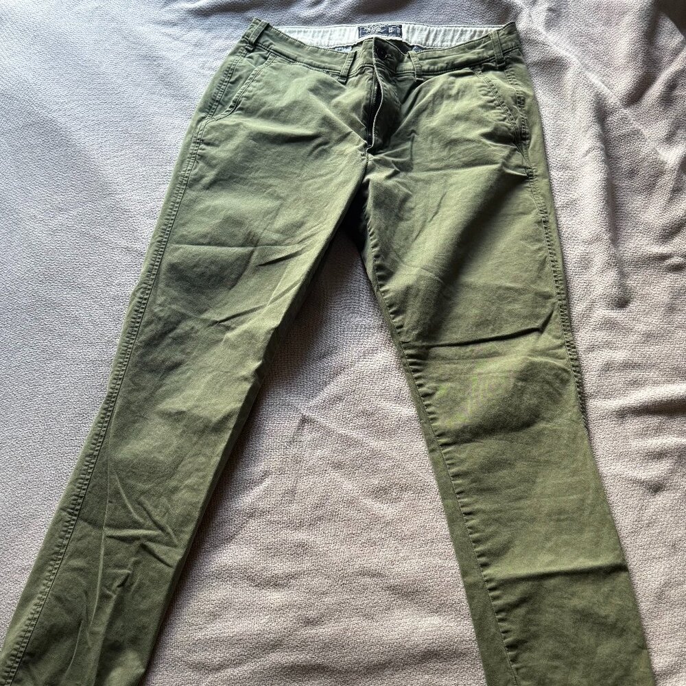 Abercrombie & Fitch Stretch Chinos [Green]